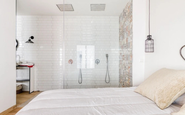 Quaint Vacation Apartment with Hot Tub & Hammam
