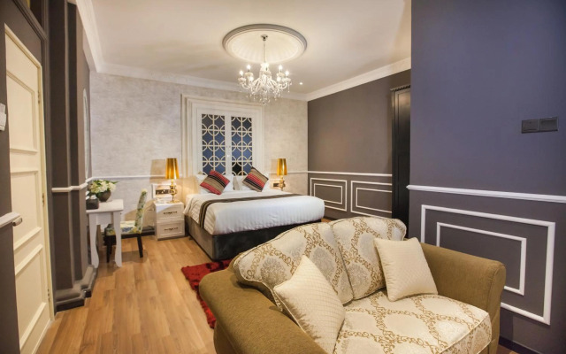 Apple Heritage Hotel