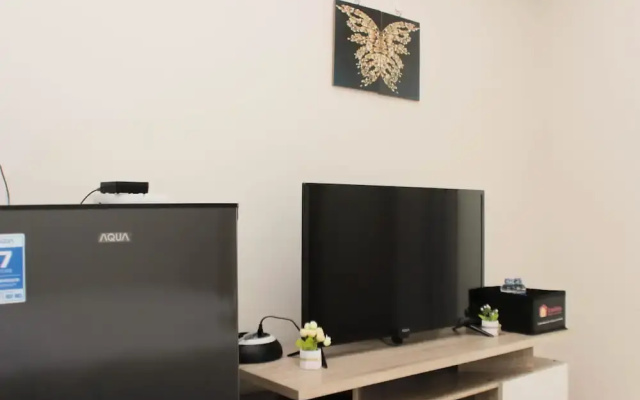 Cozy And Modern Studio Apartment At Springlake Summarecon Bekasi