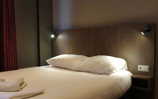 Aston City Hotel