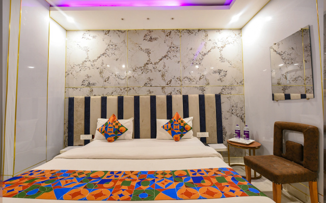 Fabhotel The Dreams
