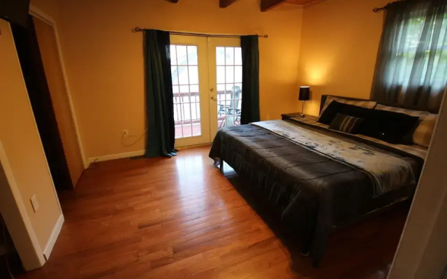 Chico's Chalet