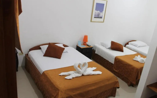 Galapagos Hostelling