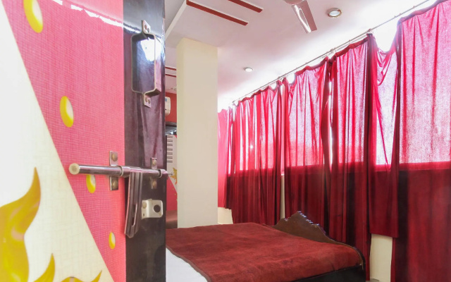 SPOT ON 48871 Ay Hotel