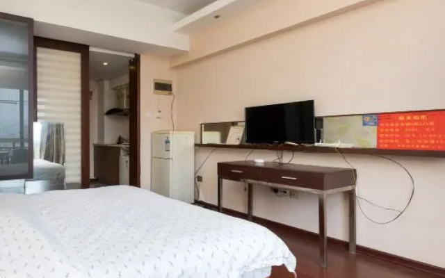 Baolong Apartment Hotel