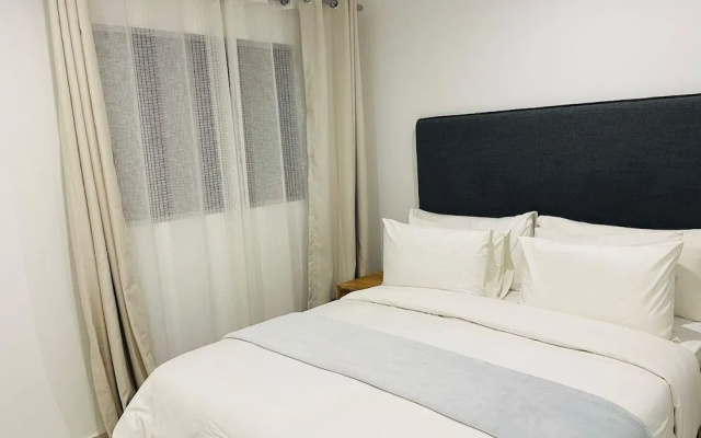 Canvas Lofts 1 Famona Modern 2-bed - 2310