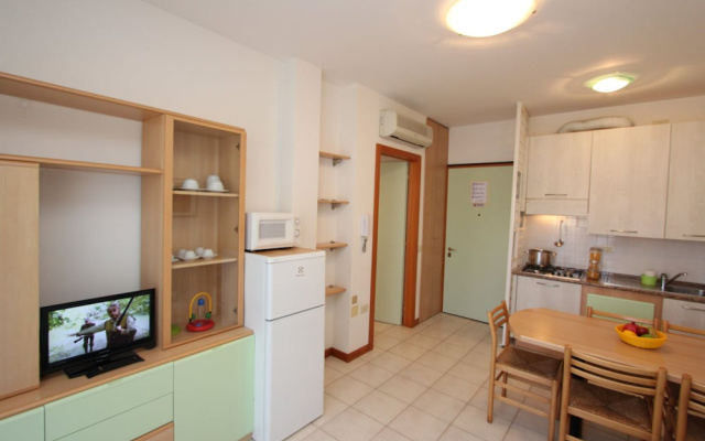 Lovely Apartment by the Beach