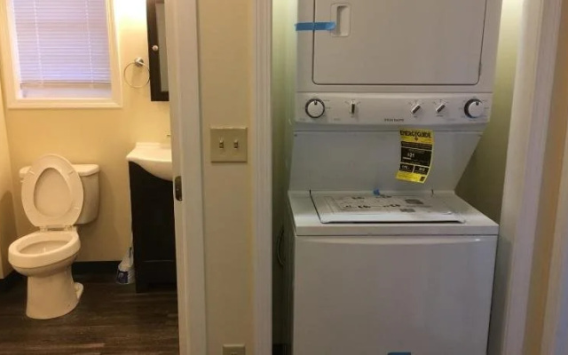 Stay Inn and Suites