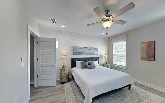Sunshine Vacation Home by Southern Vacation Rentals