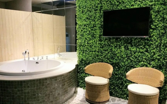 Bonita THT Hotel - Adults Only