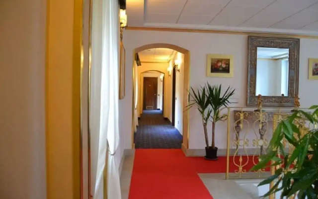 Hotel Don Carlo