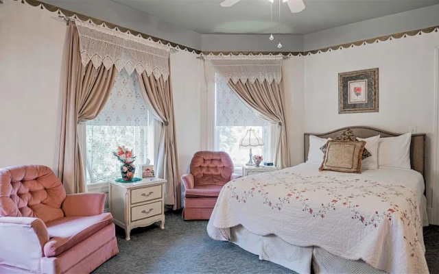Heber Senator Bed and Breakfast