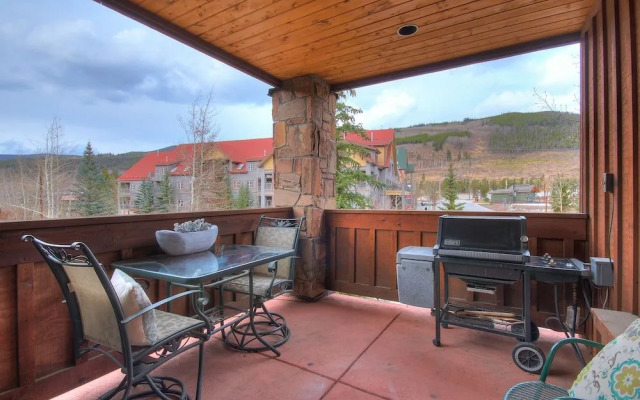 201 Mill Creek (72 River Run Road) 4 Bedroom Condo by RedAwning