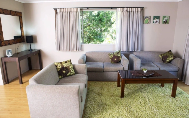 Broad Leaf Villas