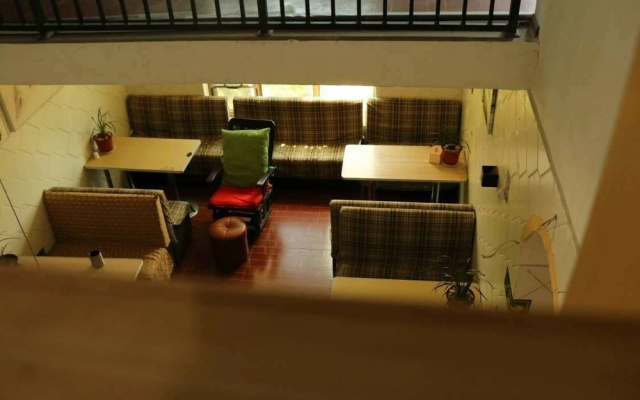 Julian's Country Inn