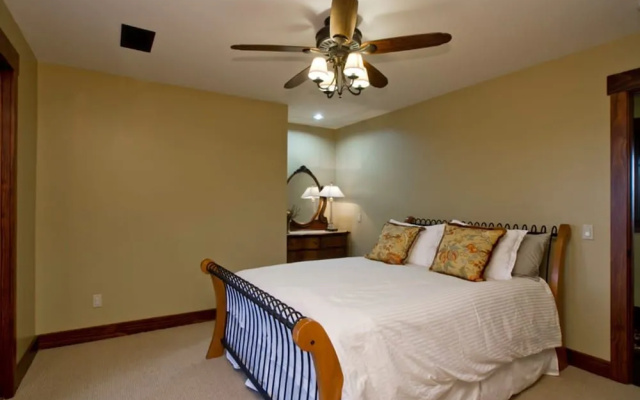 Majestic Carefree 3 BR by Casago