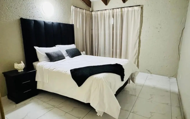 Villa Picasso- 1 Bed Villa