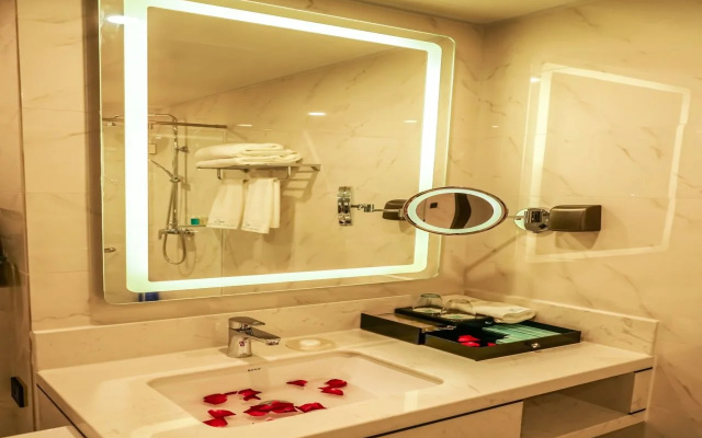 Qingdao Galaxy Holiday Hotel