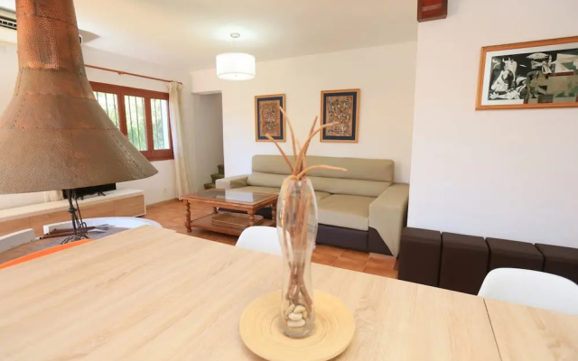 Villa Tranquila Para 11 Personas en Cambrils