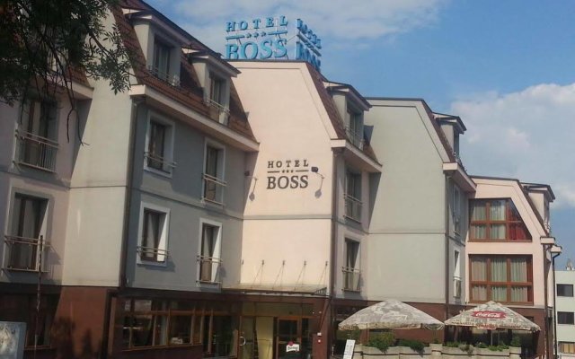 Отель Boss Словакия, Жилина - отзывы, цены и фото номеров - забронировать отель Boss онлайн вид на фасад