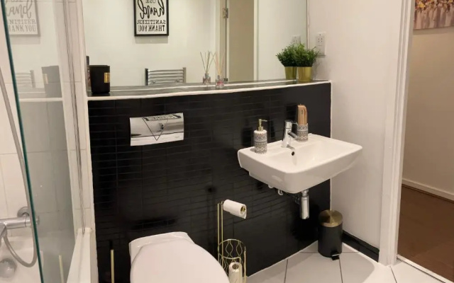 Modern 3 bed Apartment