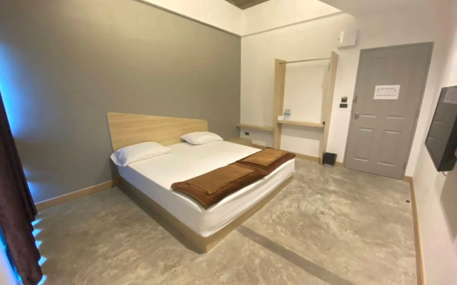 Newman Hotel