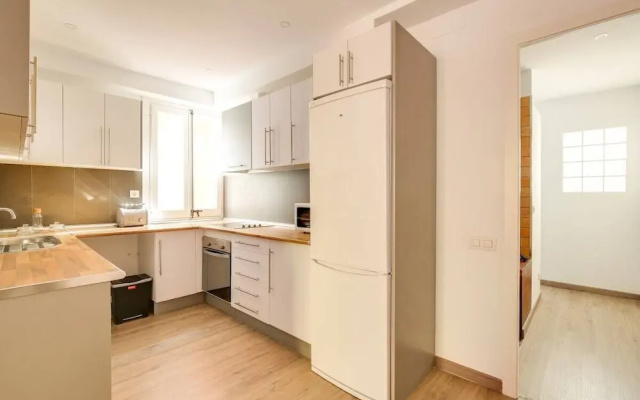 Wonderful Renovated 1 Bed With Terrace