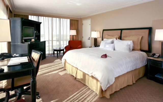 Crowne Plaza Hotel Pensacola Grand