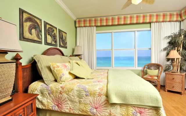Direct Beach Front Apartment 3