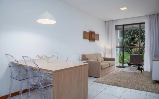 Belo Apartamento em Condom nio com Piscina