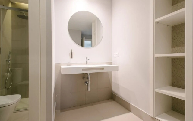 Sevilla Alquila Suites Plaza del Salvador con piscina climatizada