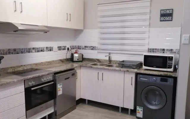 C-Side Apartment Hibberdene