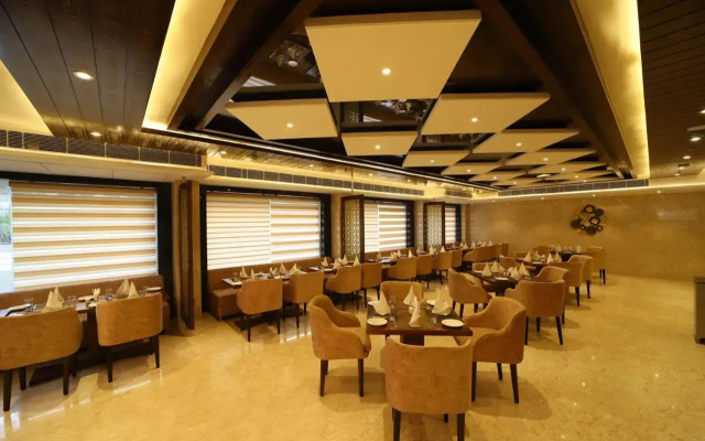 Hotel Dvij Inn