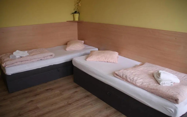 Motel Pod Kominkiem