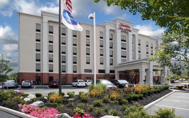 Отель Hampton Inn & Suites Columbus Polaris Колумбус вид на фасад