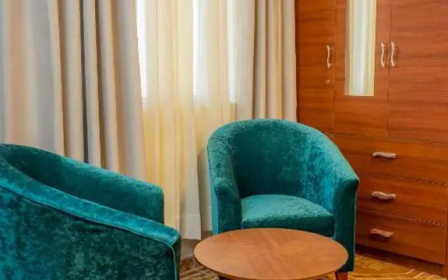 Llamita Hotel-Huancayo