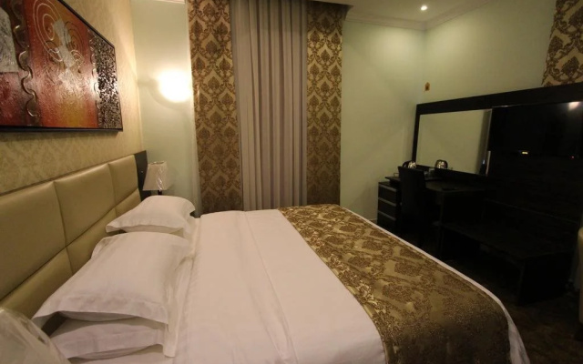Rogina Hotel