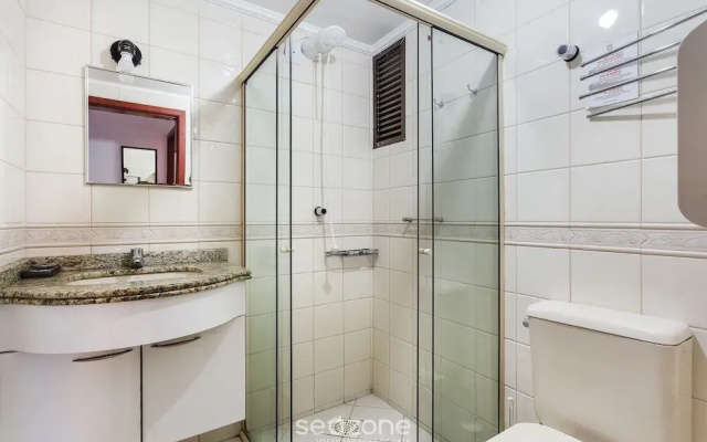 Apt w/BBQ 2BR 350m from beach Jurerê ADJ205