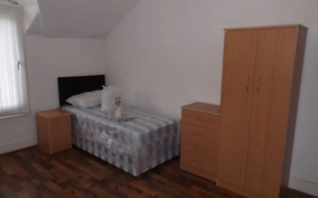 Shanks Guesthouse