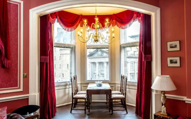 Royal Mile Mansions 14