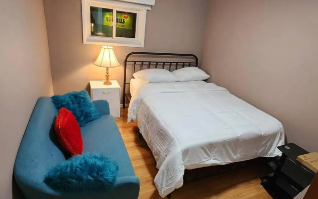 Chesskings Car Rental Guest House