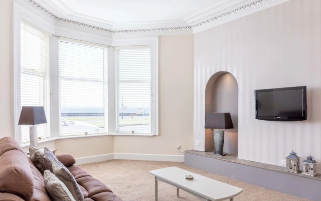 Eagleton Residence - Donnini Apartments