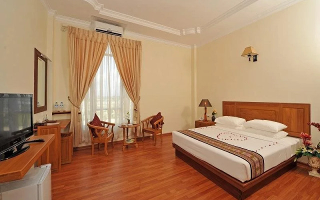 Tungapuri Hotel