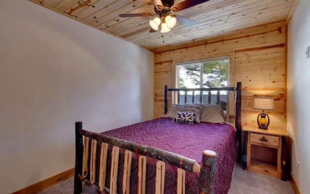 Tall Pine Chalet 3 Bedroom Home
