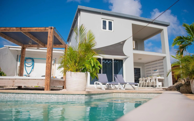 Sunny Hill Apartment