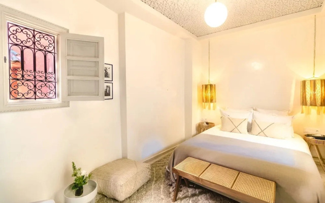 Riad Della