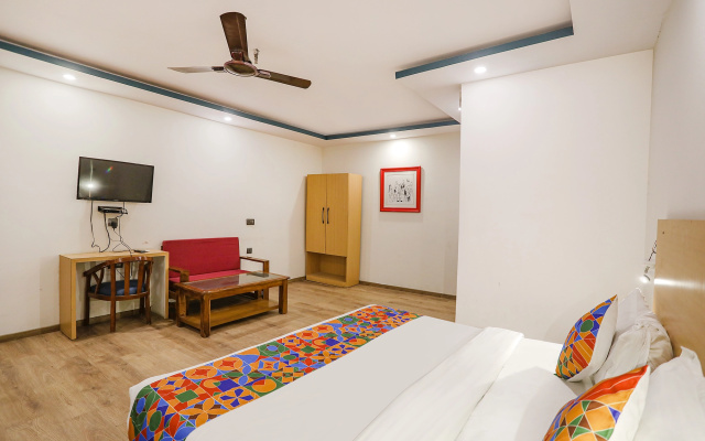 Fabhotel F9 Sector 58