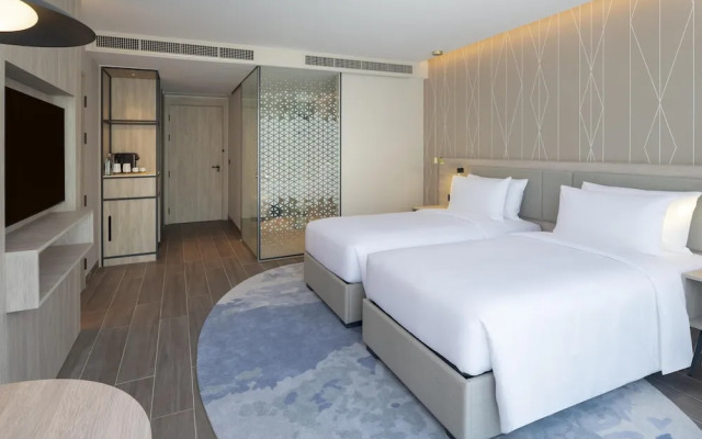 Radisson Blu Resort, Phuket Mai Khao Beach