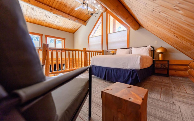 Overlander Mountain Lodge