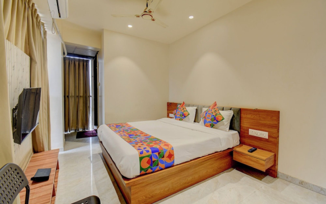 Fabhotel Paradise Inn I